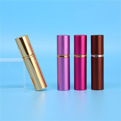 Μικροσκοπικά μπουκάλια αρωμάτων